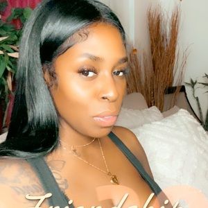 Meet your Posher, Alizée